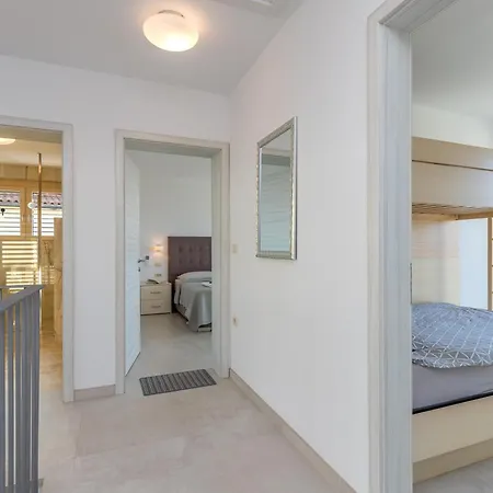 Panorama Seaview Kolomban - Happy בית נופש אנקראן