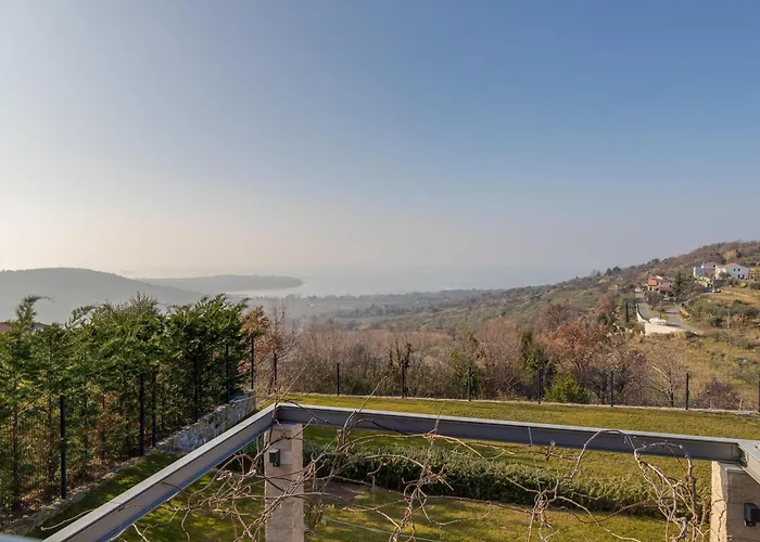 Casa vacanze Panorama Seaview Kolomban - Happy Ancarano