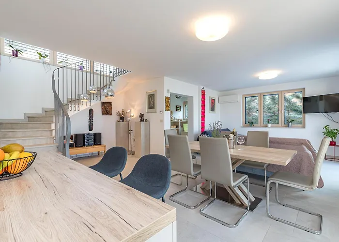 Casa vacanze Panorama Seaview Kolomban - Happy *